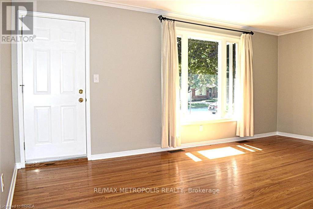 Upper - 5 Mccammon Street Property Photo 3
