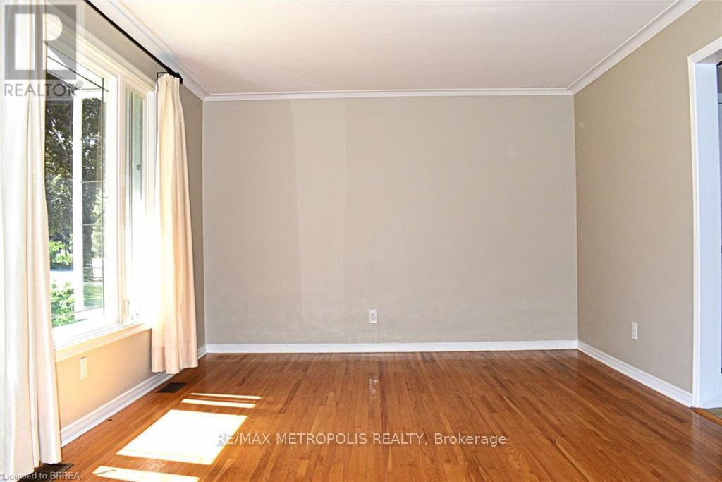 Upper - 5 Mccammon Street Property Photo 4