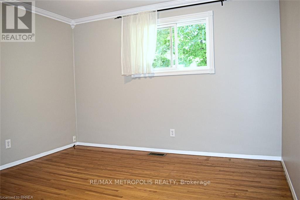 Upper - 5 Mccammon Street Property Photo 16