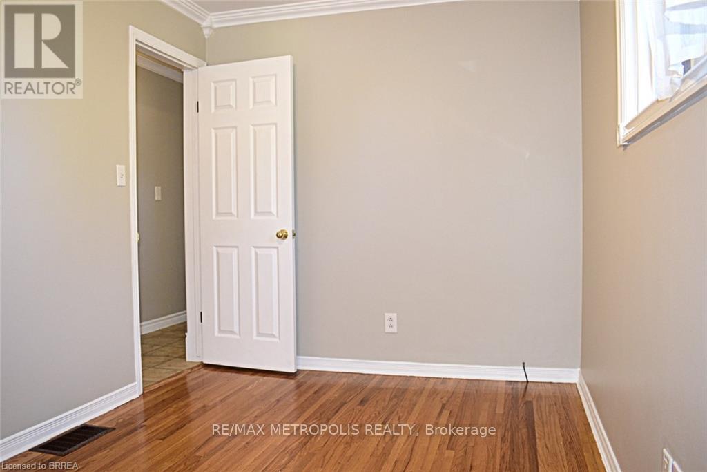 Upper - 5 Mccammon Street Property Photo 21