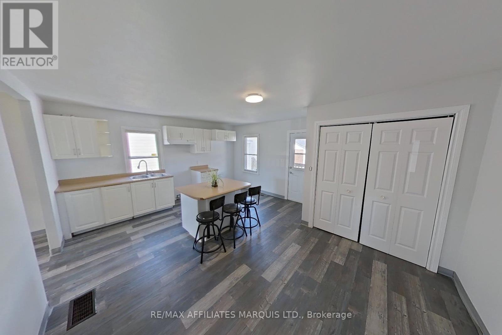 313 Guy Street Property Photo 7