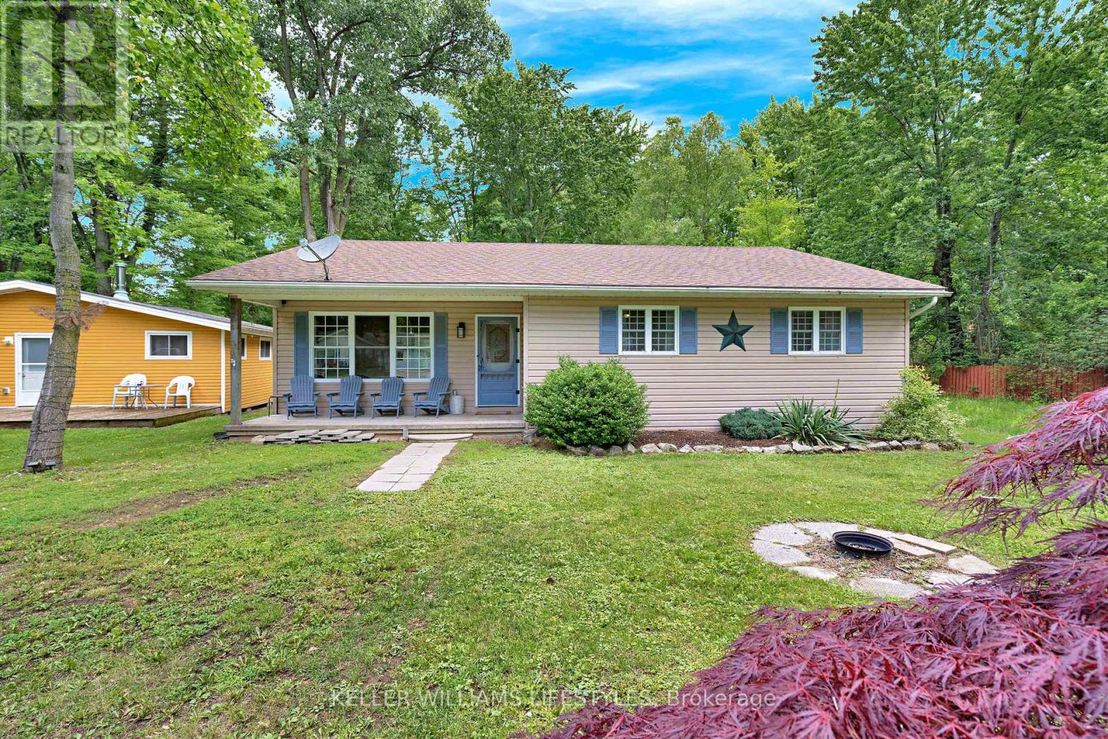 6238 LONDON ROAD Property Photo 1