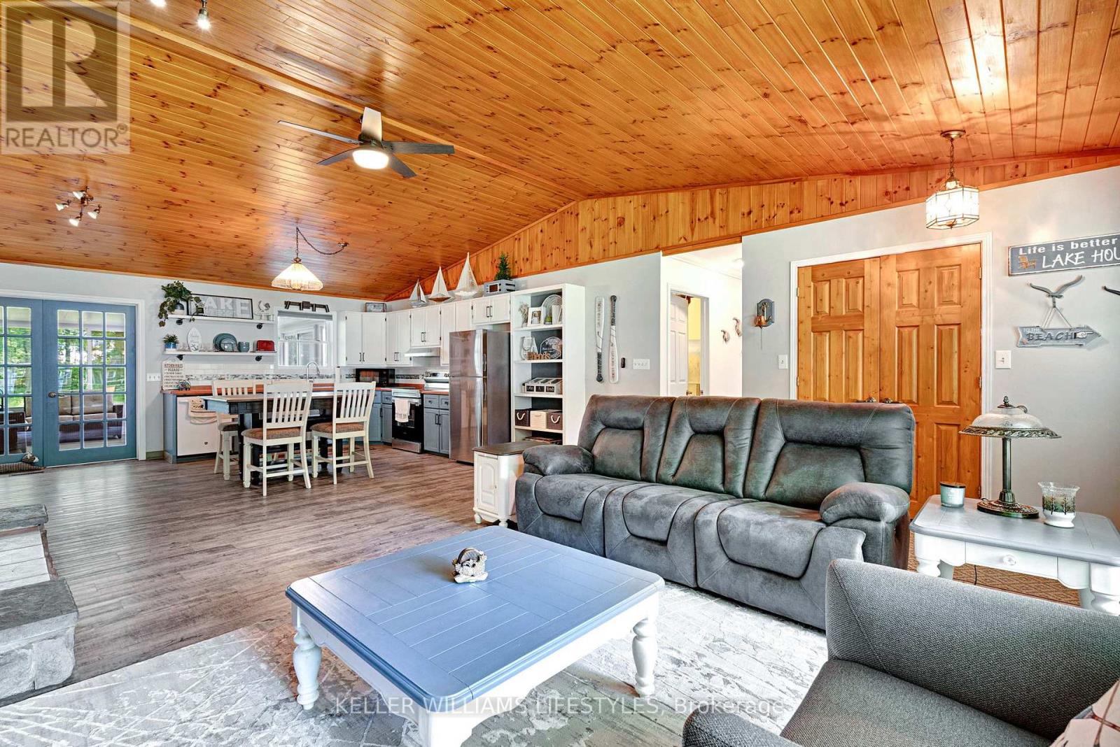 6238 London Road Property Photo 11