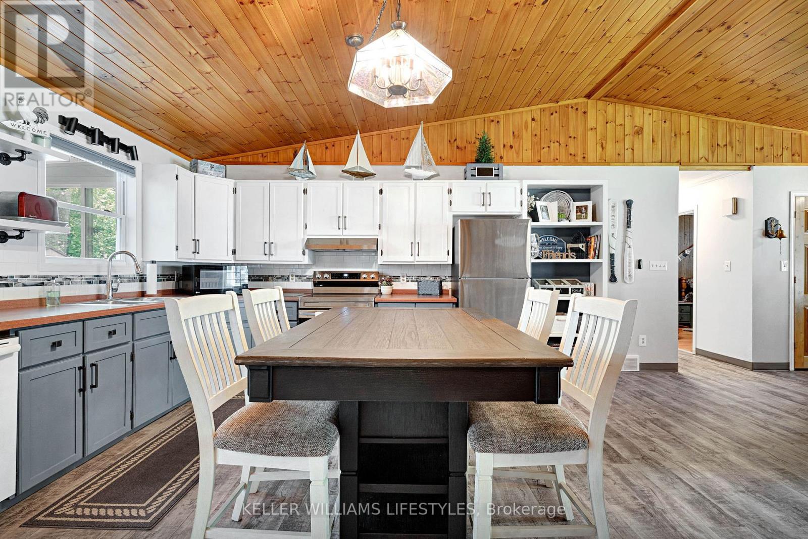 6238 London Road Property Photo 17