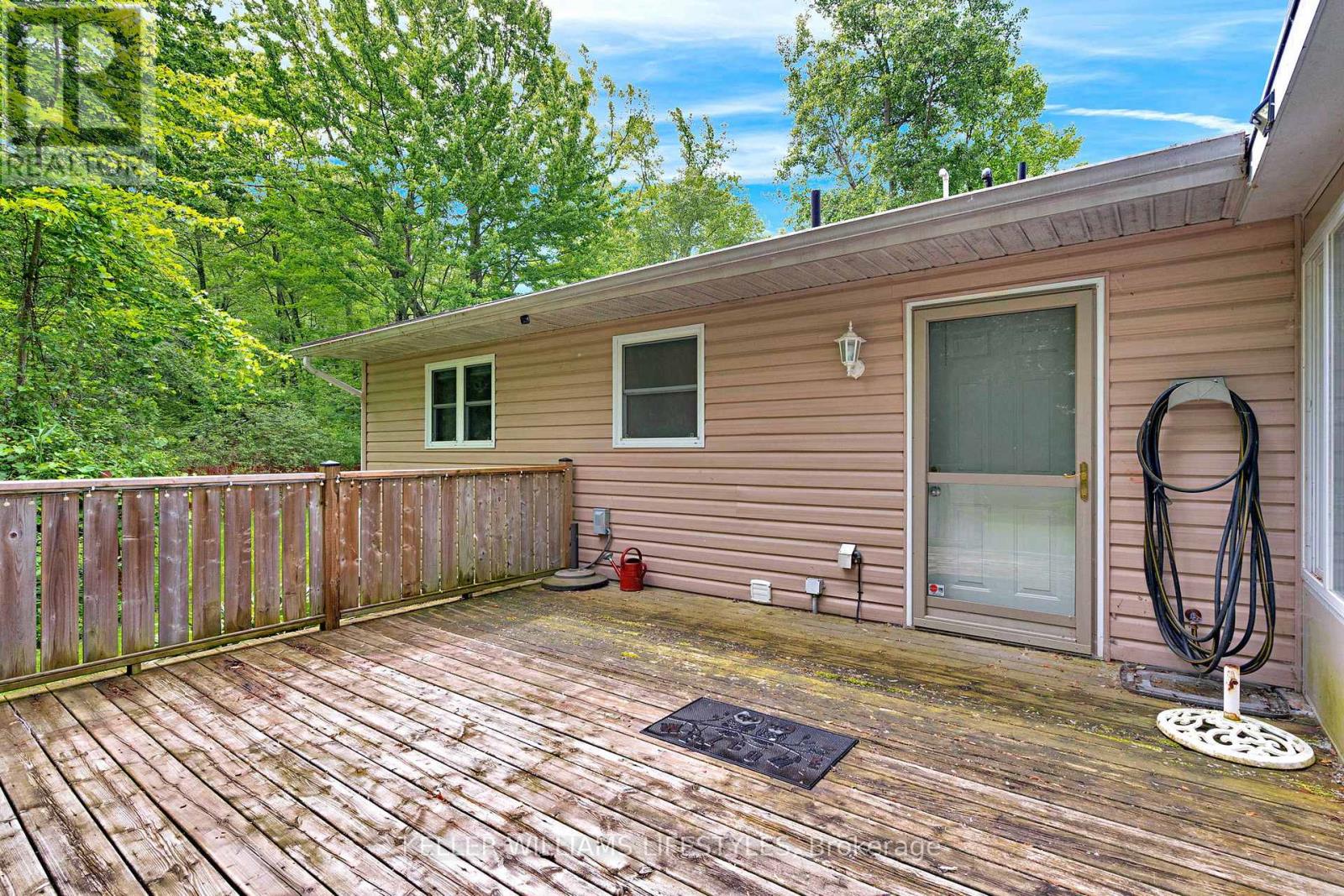 6238 London Road Property Photo 34