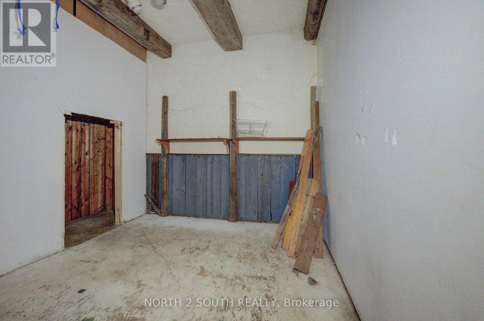 36 Norfolk Street S Property Photo 10