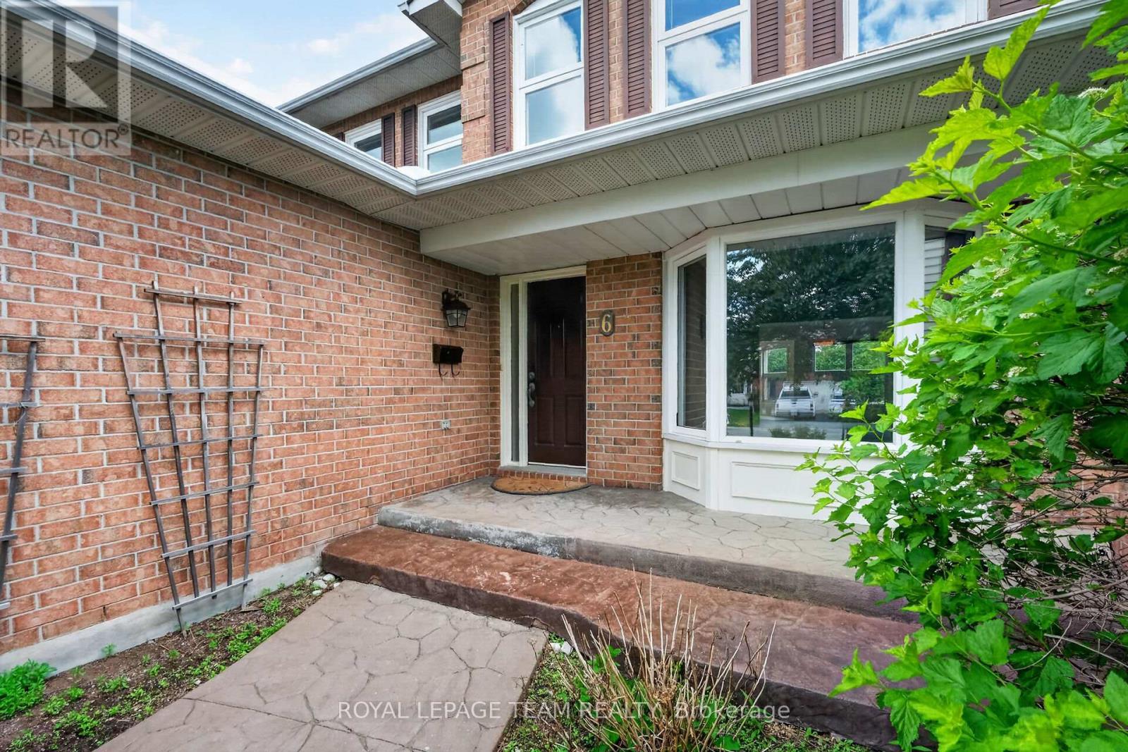 6 Shetland Way Property Photo 2