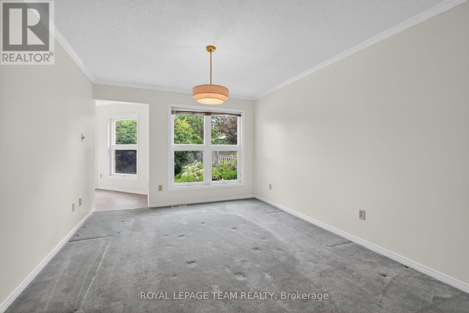 6 Shetland Way Property Photo 7