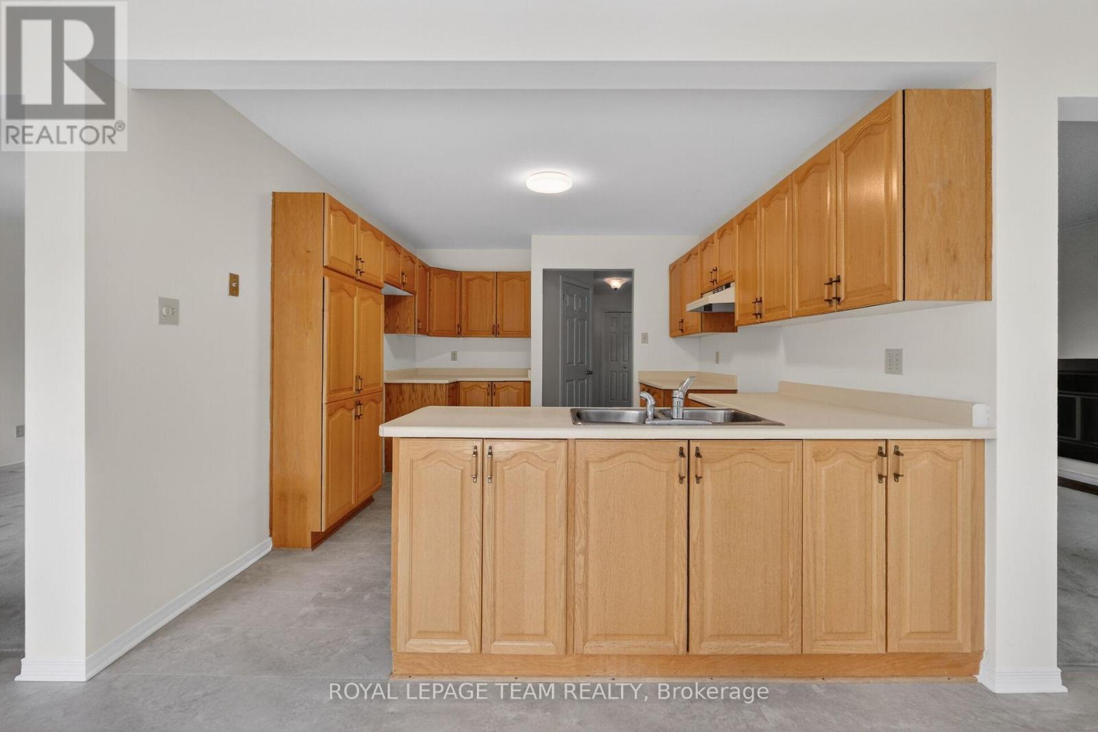 6 Shetland Way Property Photo 17