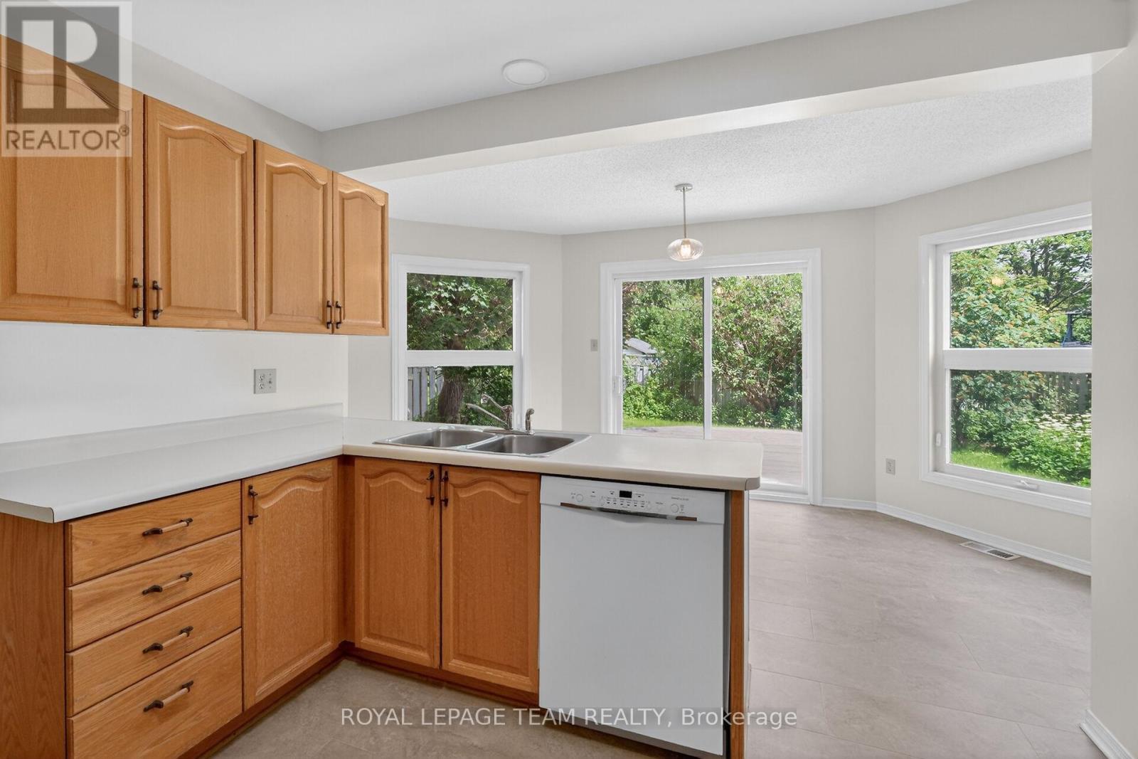 6 Shetland Way Property Photo 21