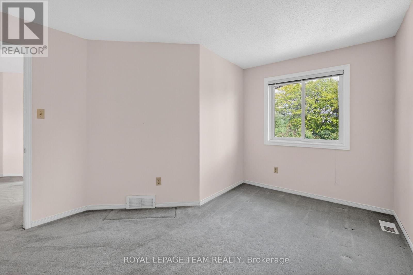 6 Shetland Way Property Photo 31