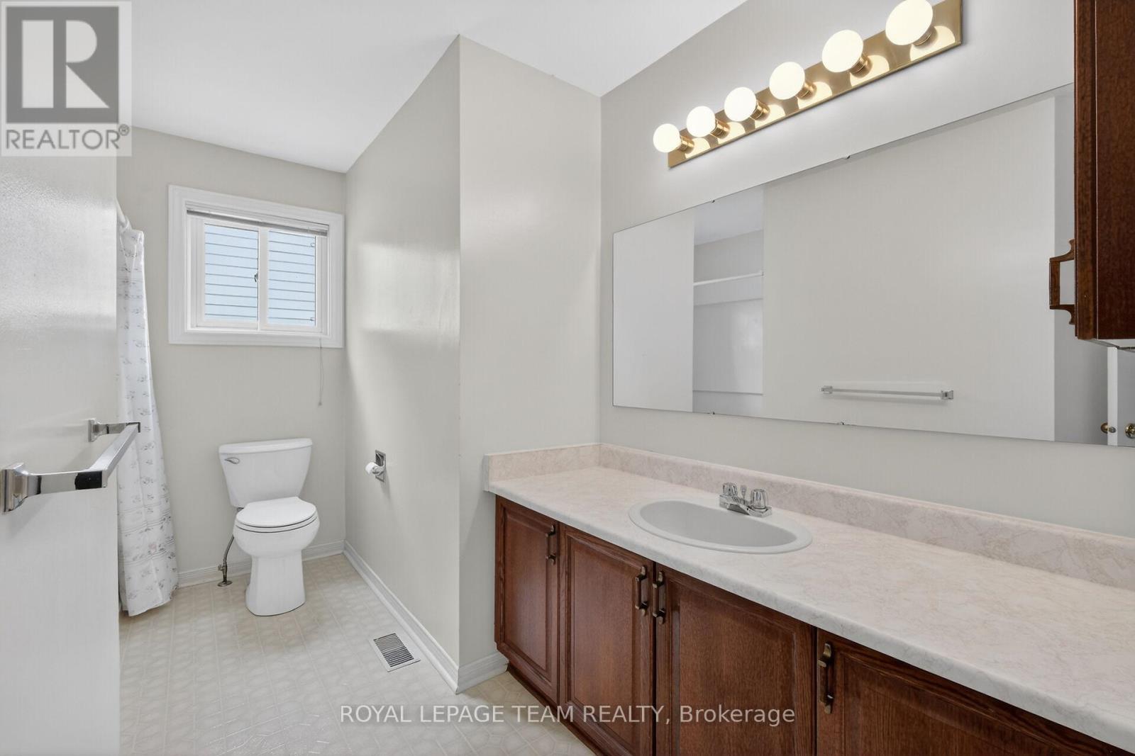 6 Shetland Way Property Photo 33