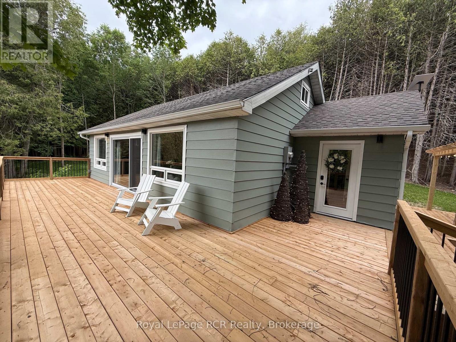 384275 Concession 4 Property Photo 3
