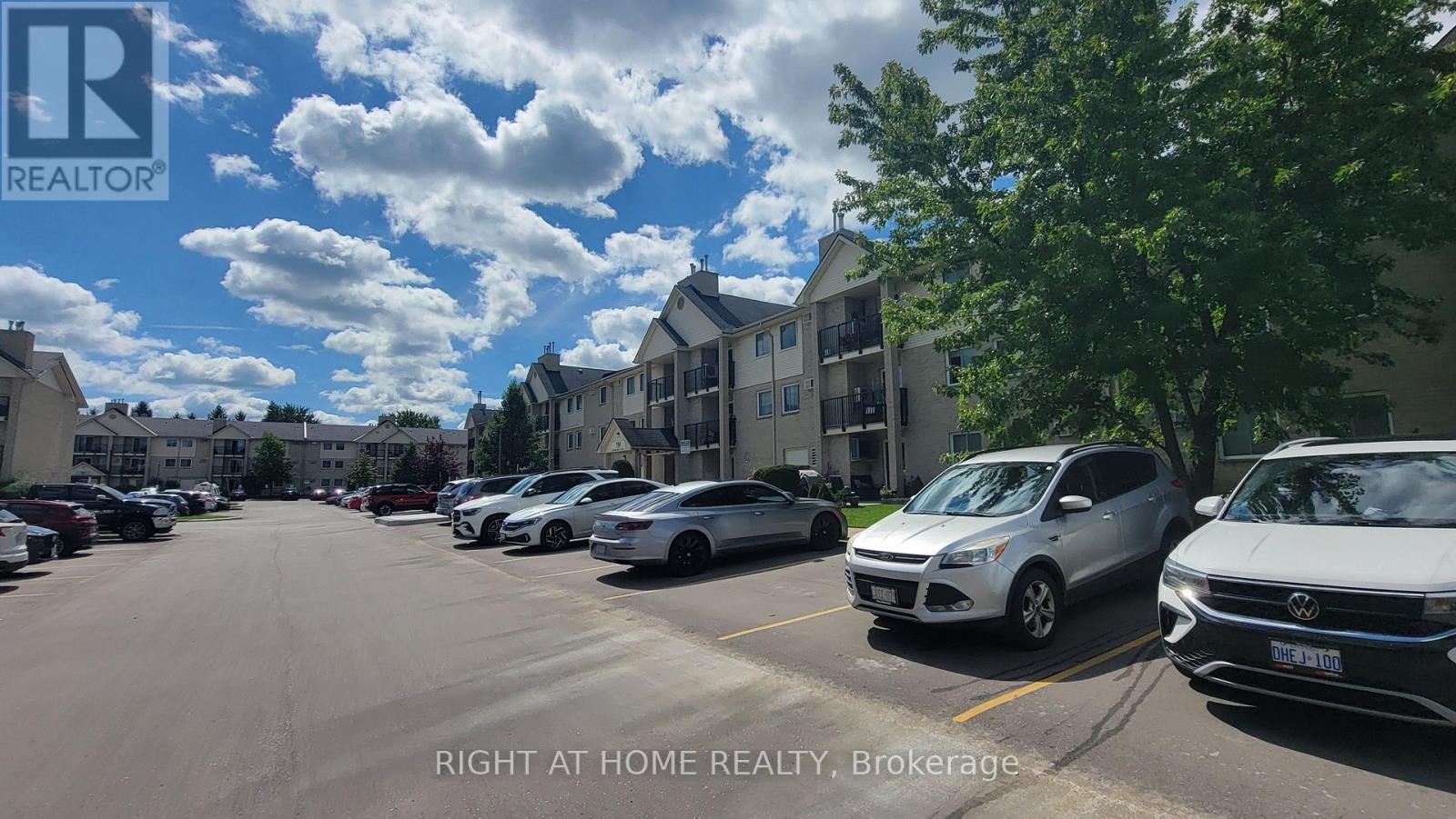 108 - 733 DEVERON CRESCENT