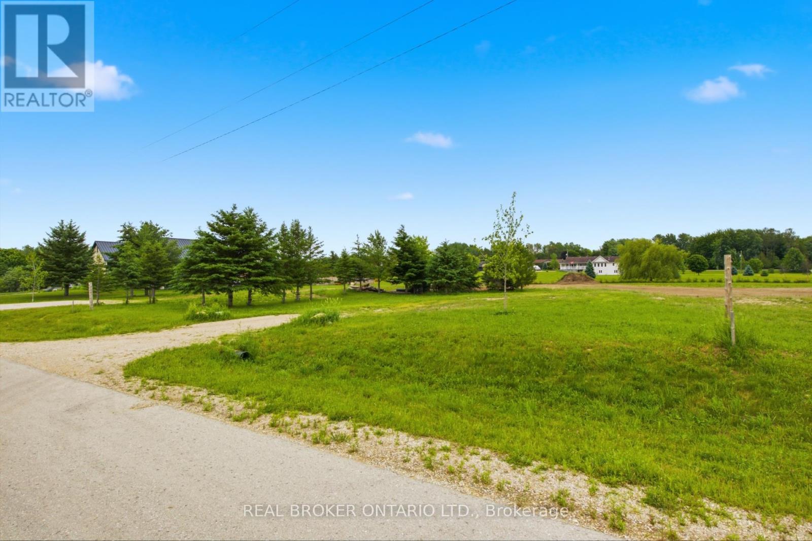 1022 Currie (whole Lot) Street Property Photo 8
