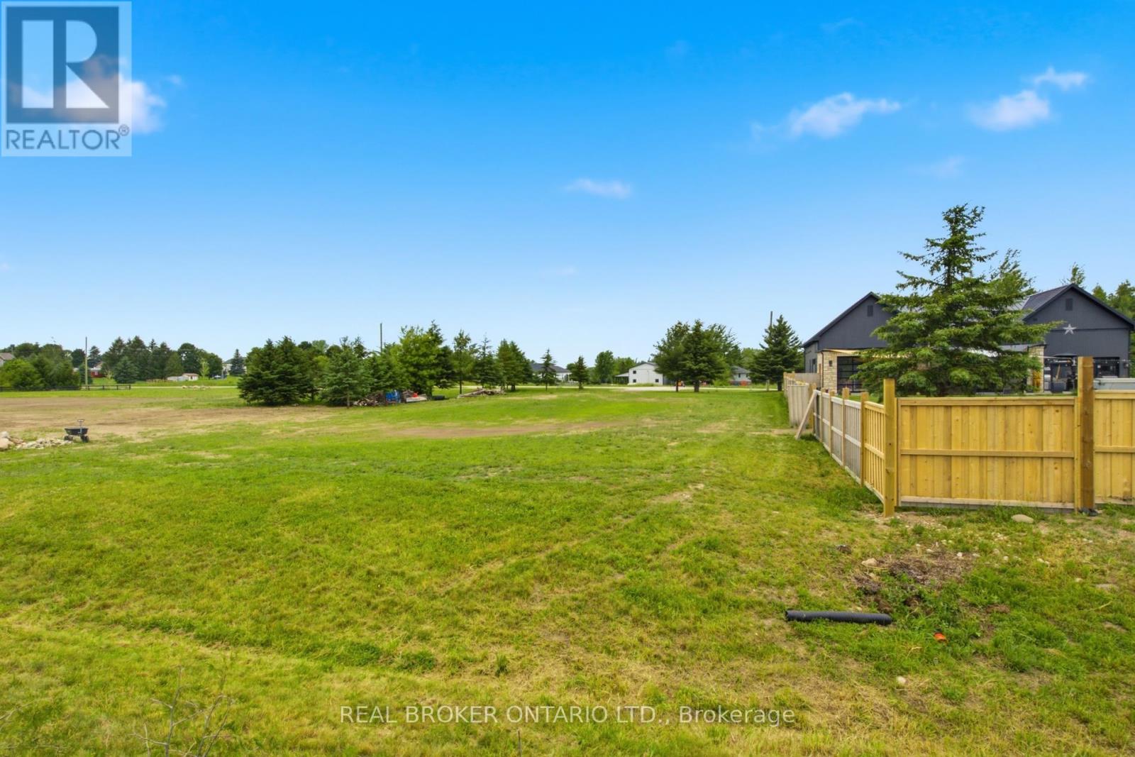 1022 Currie (whole Lot) Street Property Photo 14