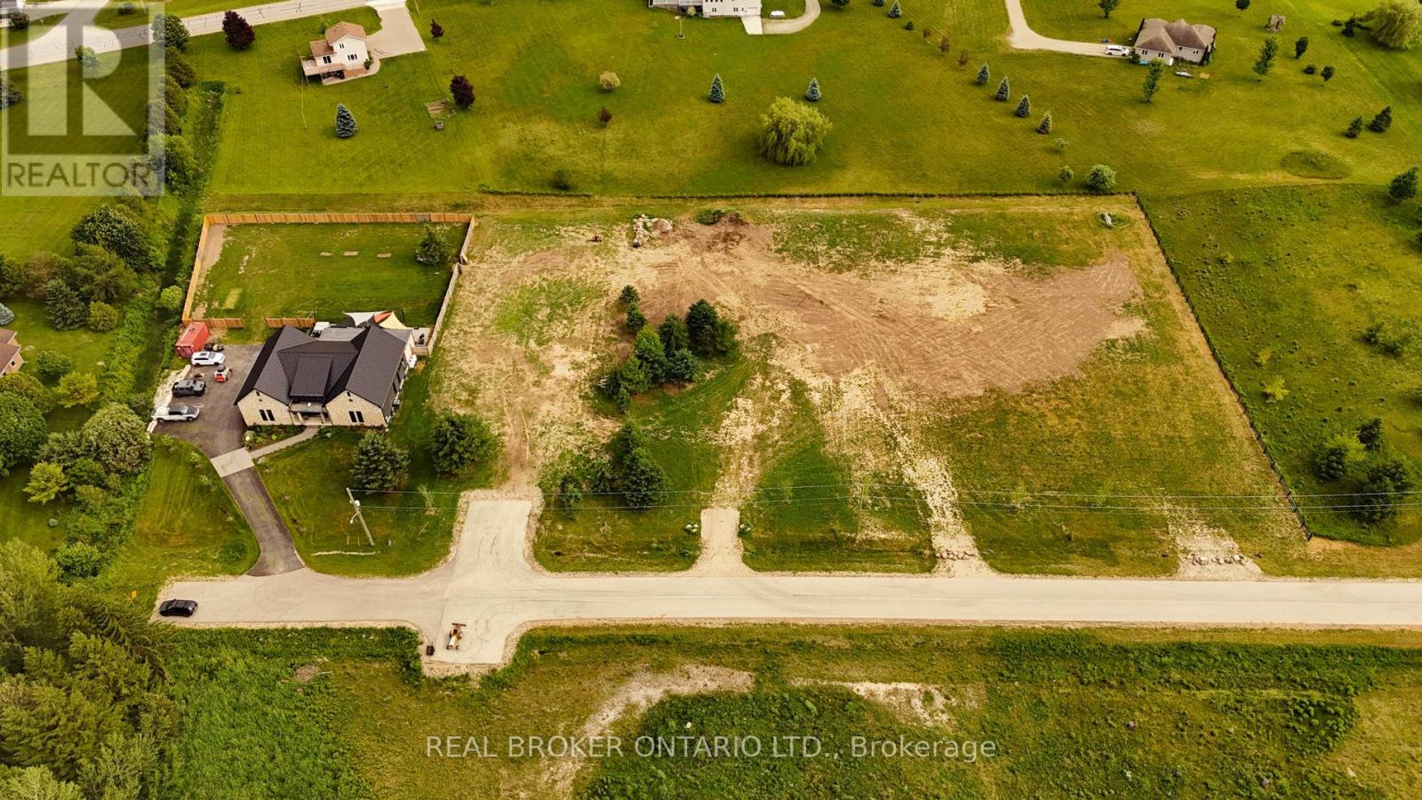 1022 Currie (whole Lot) Street Property Photo 28