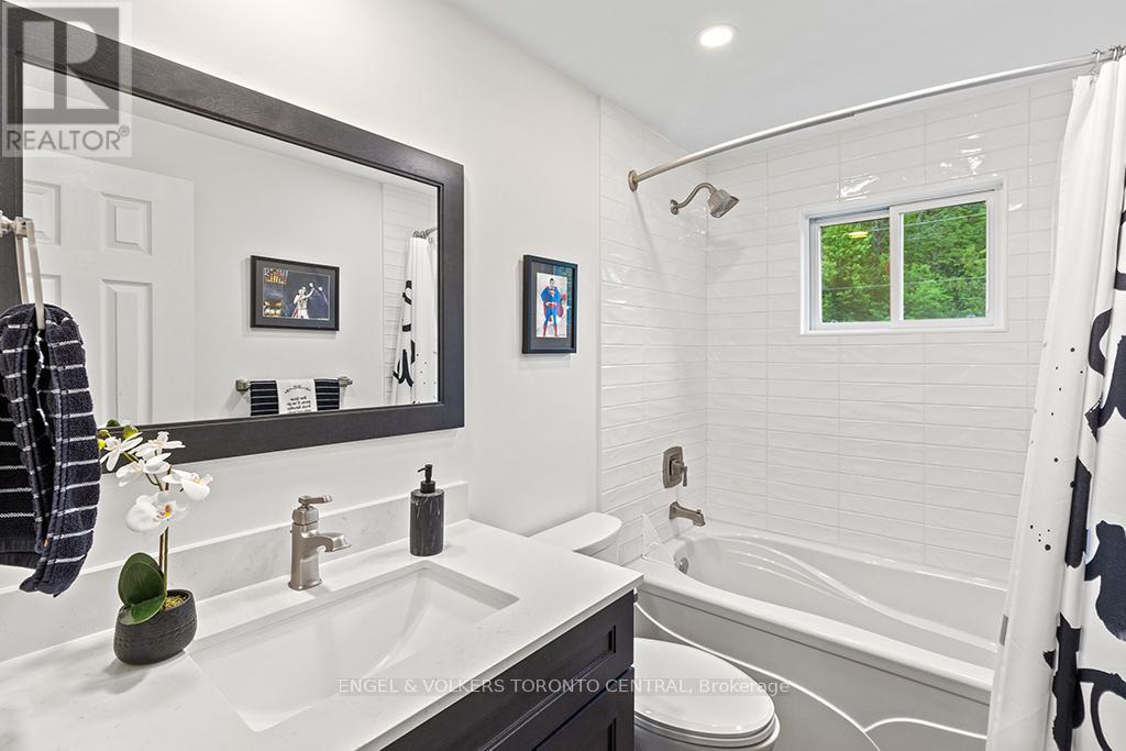 1629 Canning Road Property Photo 8