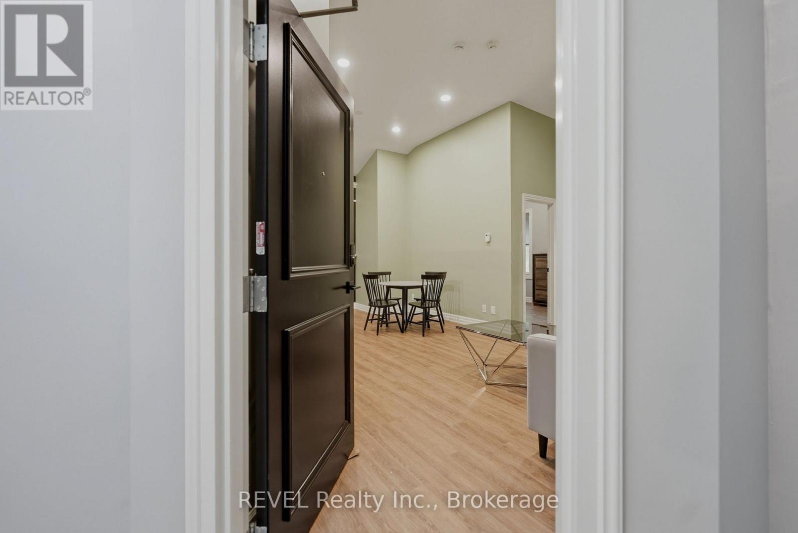 2 - 10 Queen Street Property Photo 6