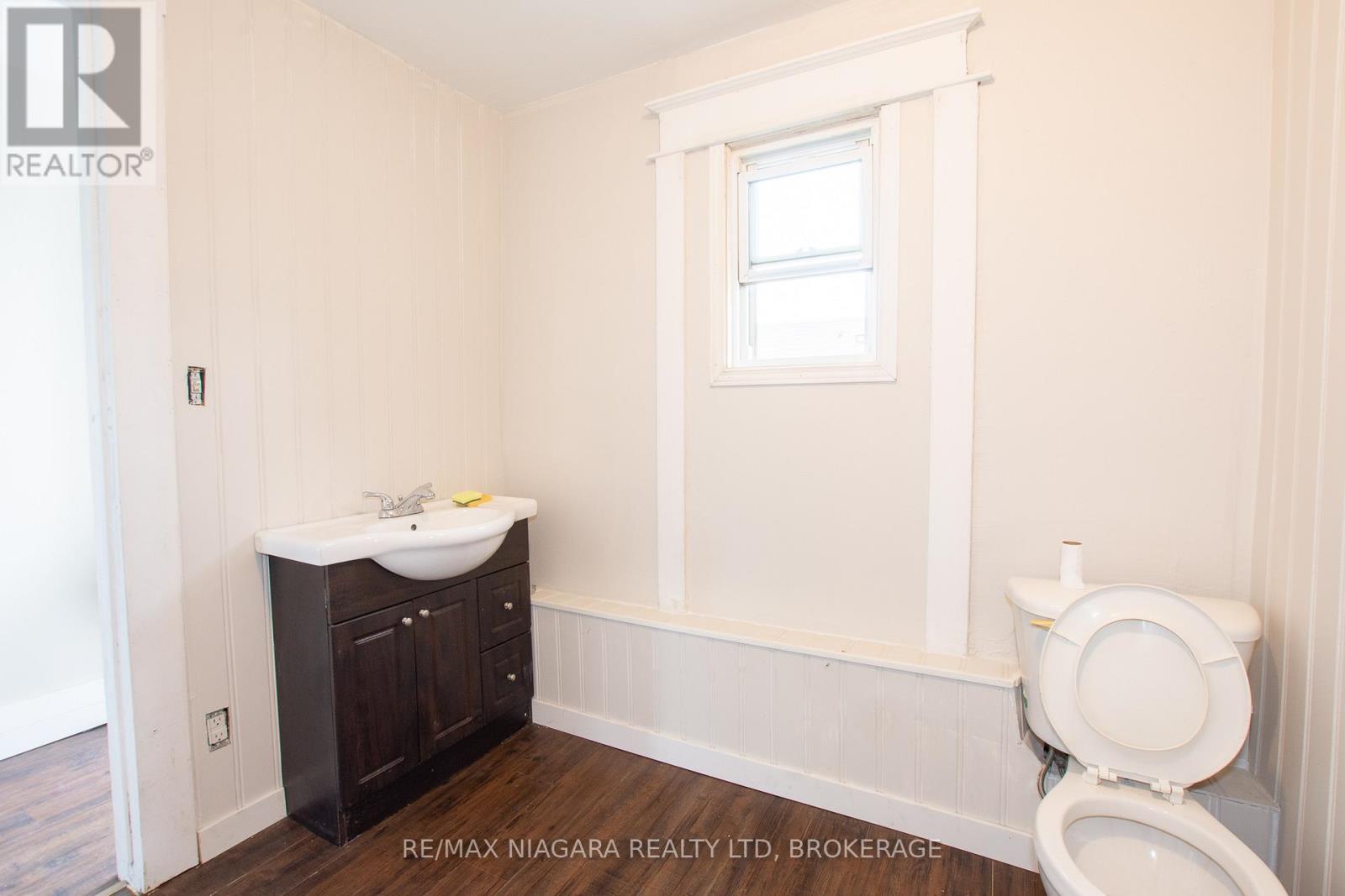 4 Manchester Avenue Property Photo 8