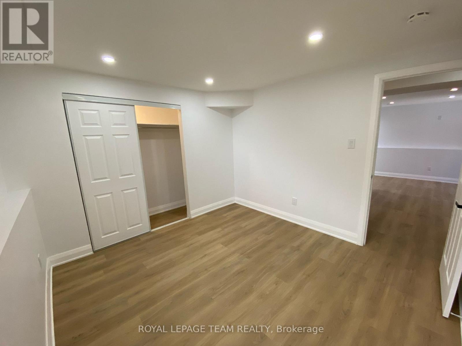 B - 32 Hackett Street Property Photo 16