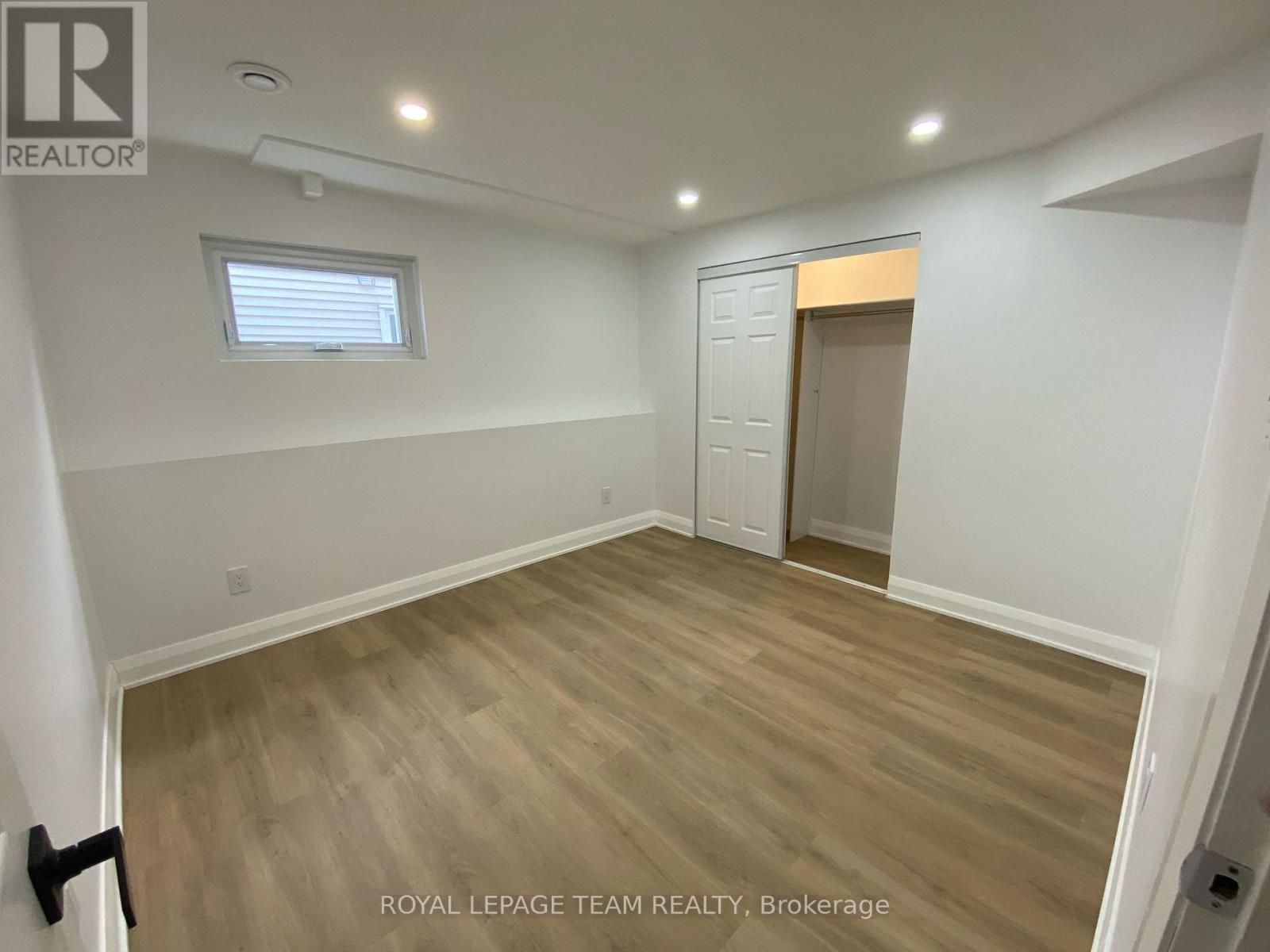 B - 32 Hackett Street Property Photo 17