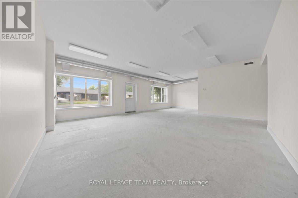 5967 Perth Street Property Photo 5