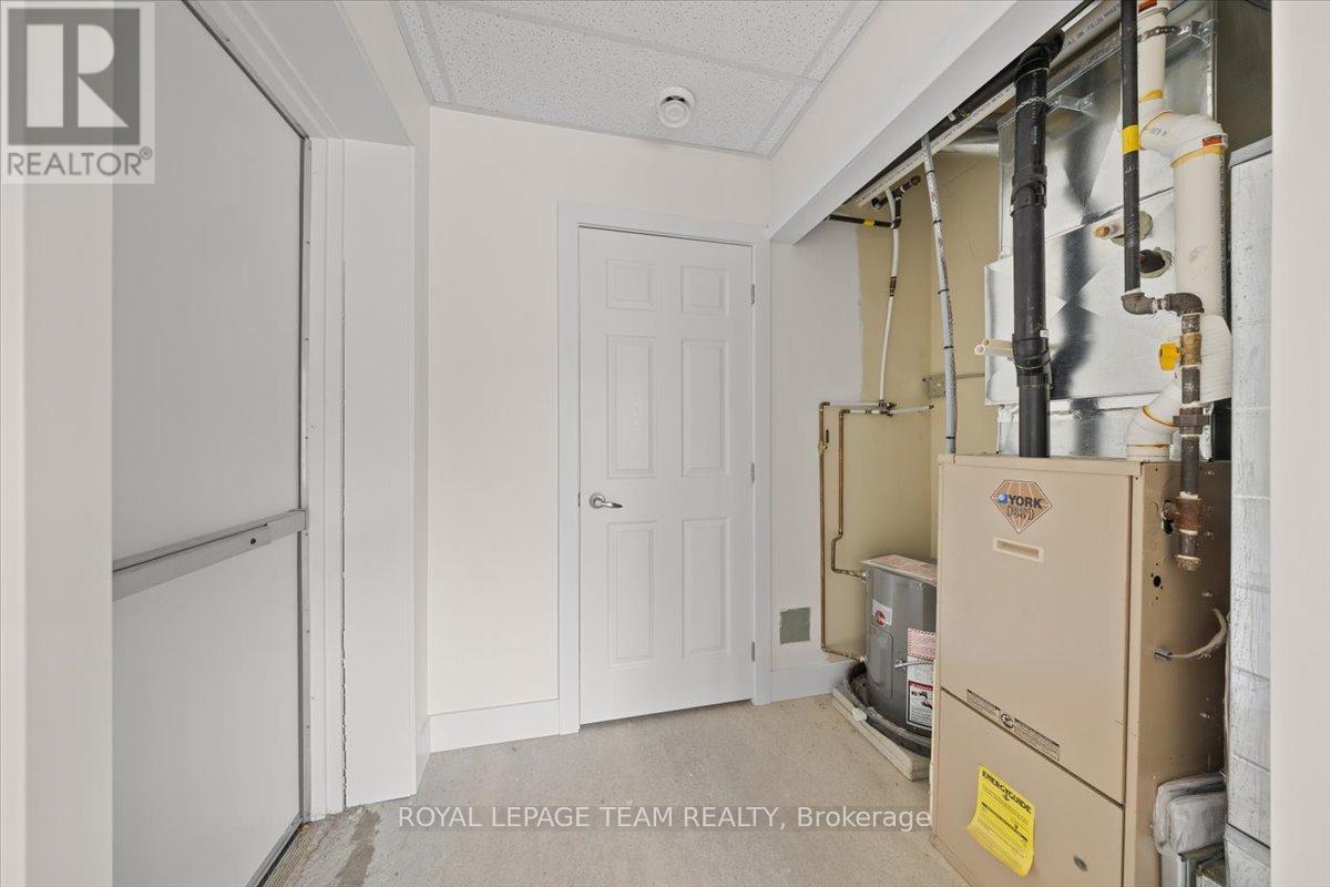 5967 Perth Street Property Photo 10