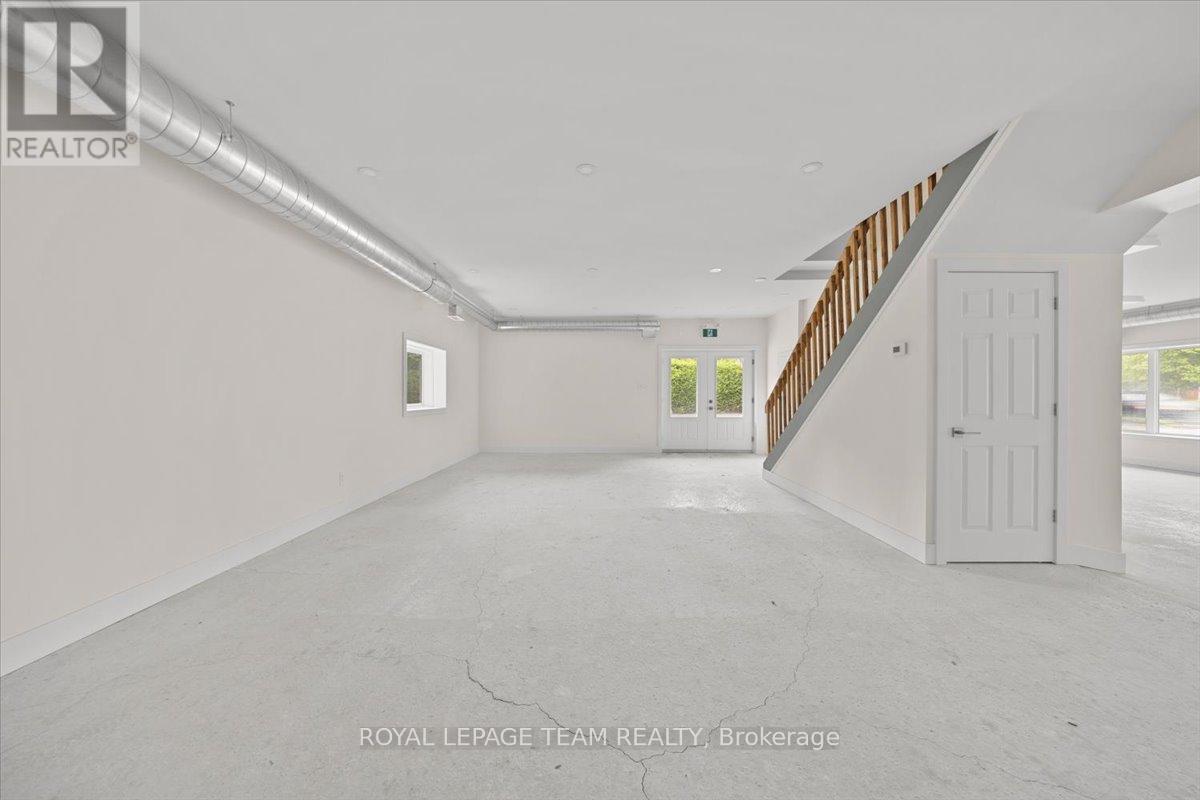 5967 Perth Street Property Photo 12