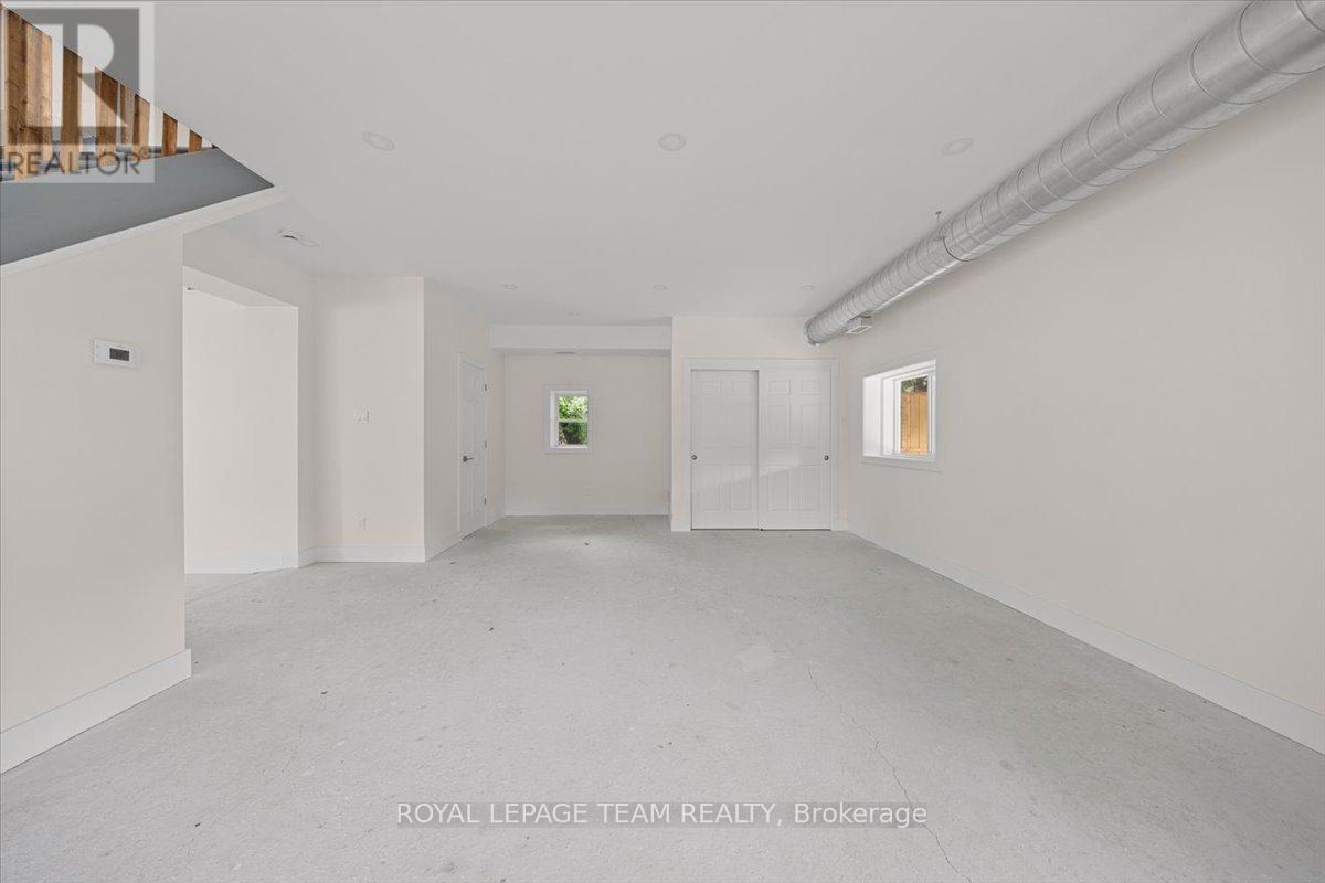 5967 Perth Street Property Photo 13