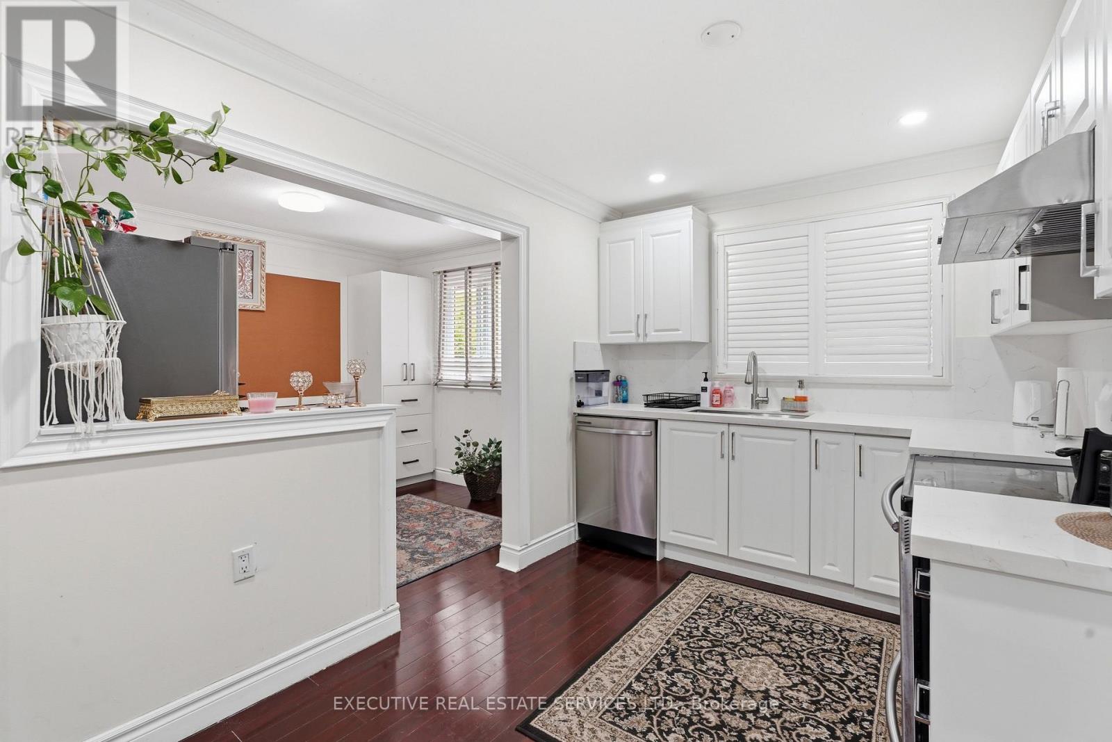 207 Christopher Drive Property Photo 10