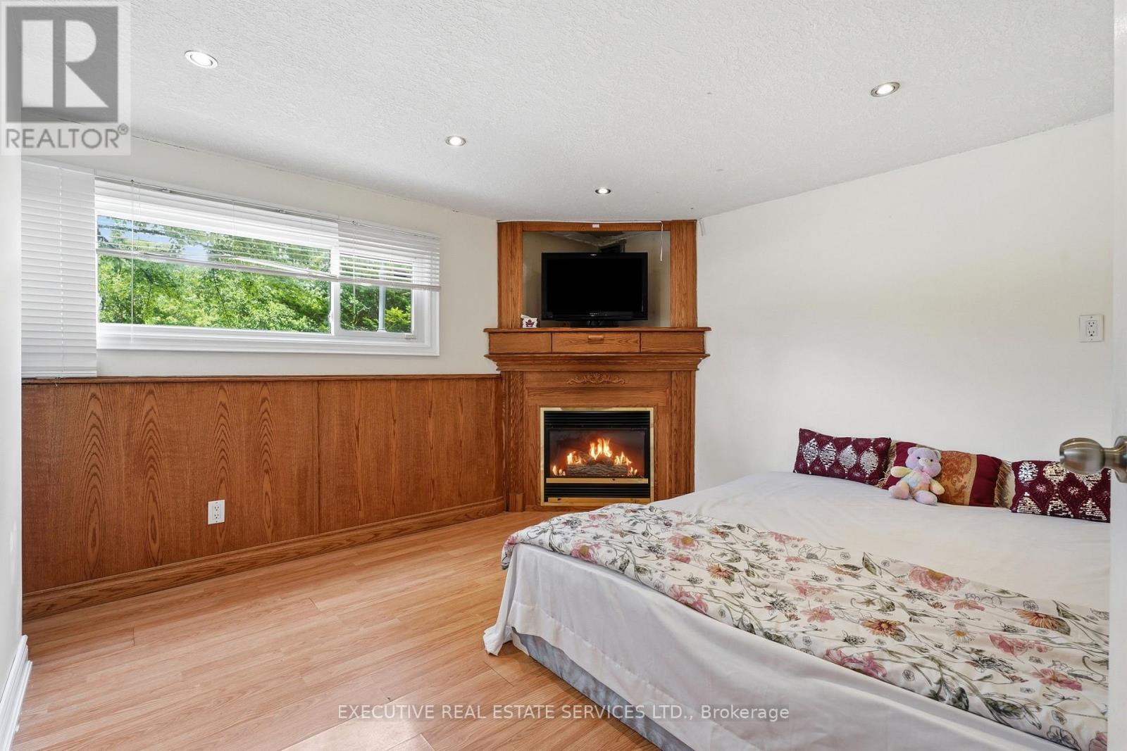 207 Christopher Drive Property Photo 12