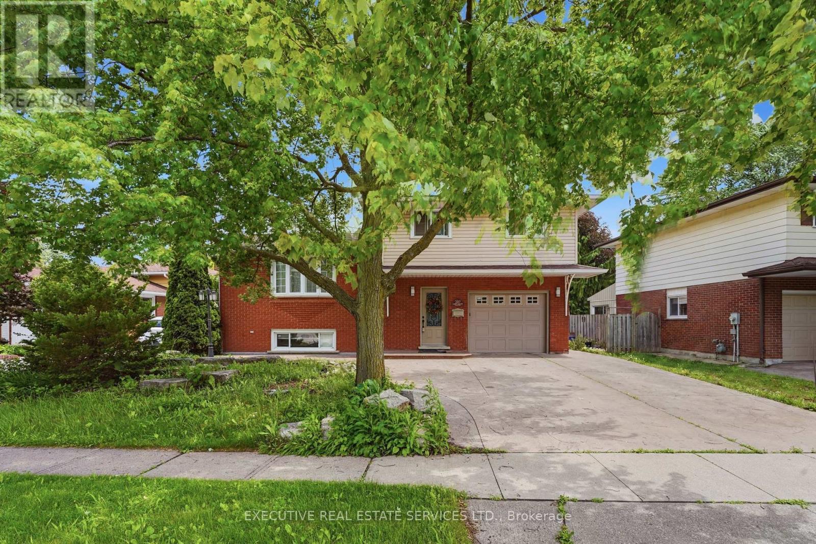 207 Christopher Drive Property Photo 37