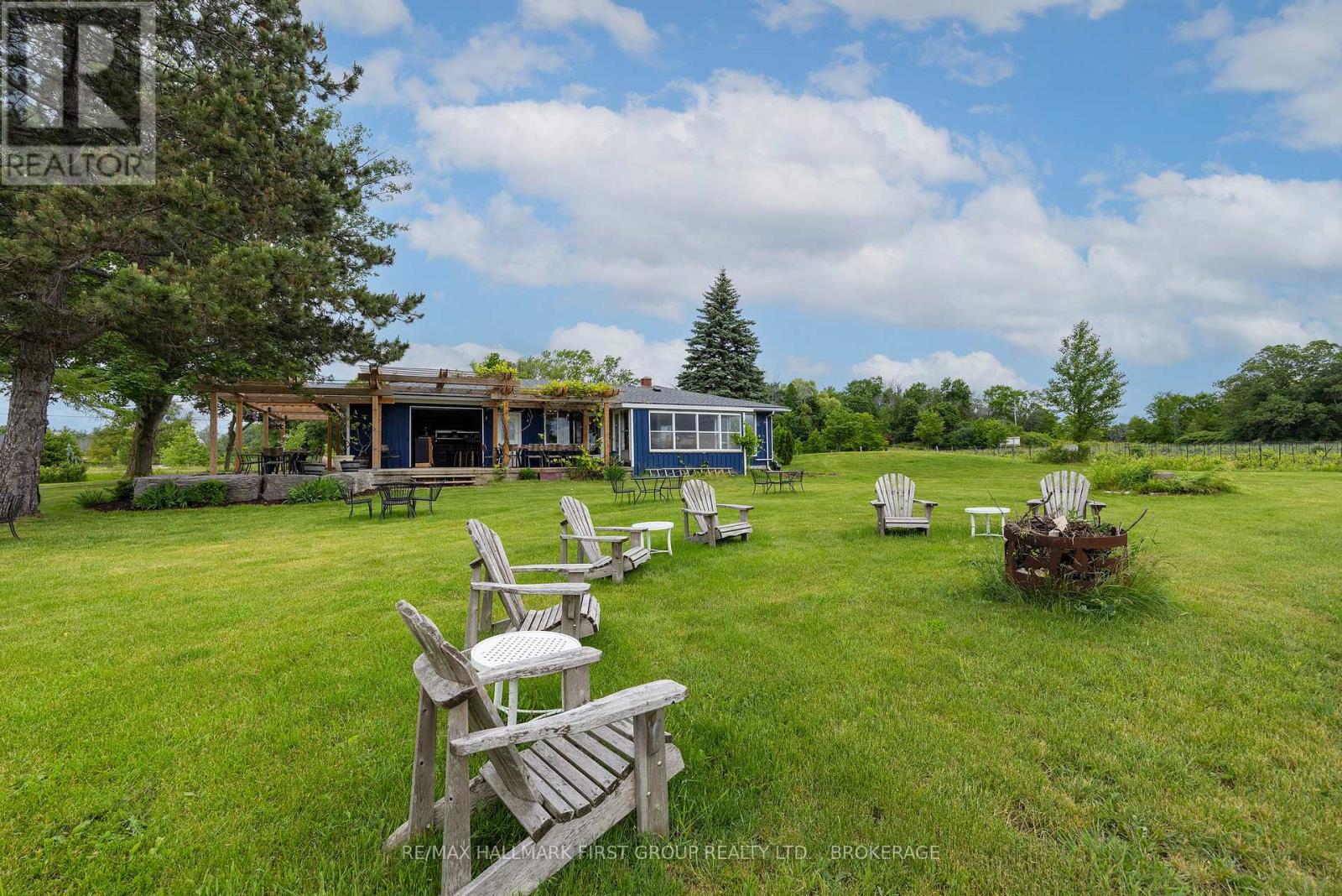 9656 Loyalist Parkway Property Photo 19