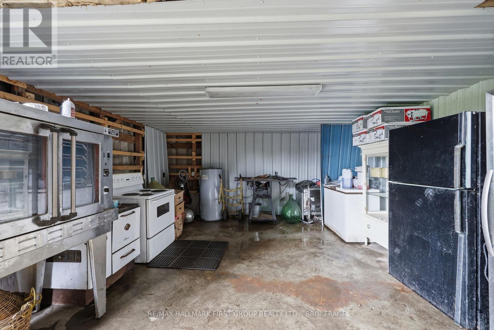 9656 Loyalist Parkway Property Photo 42
