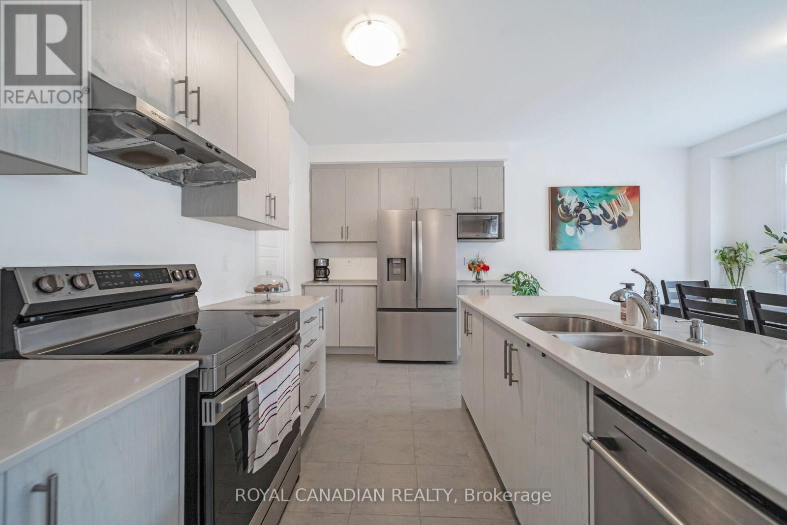 87 Soules Square Property Photo 22