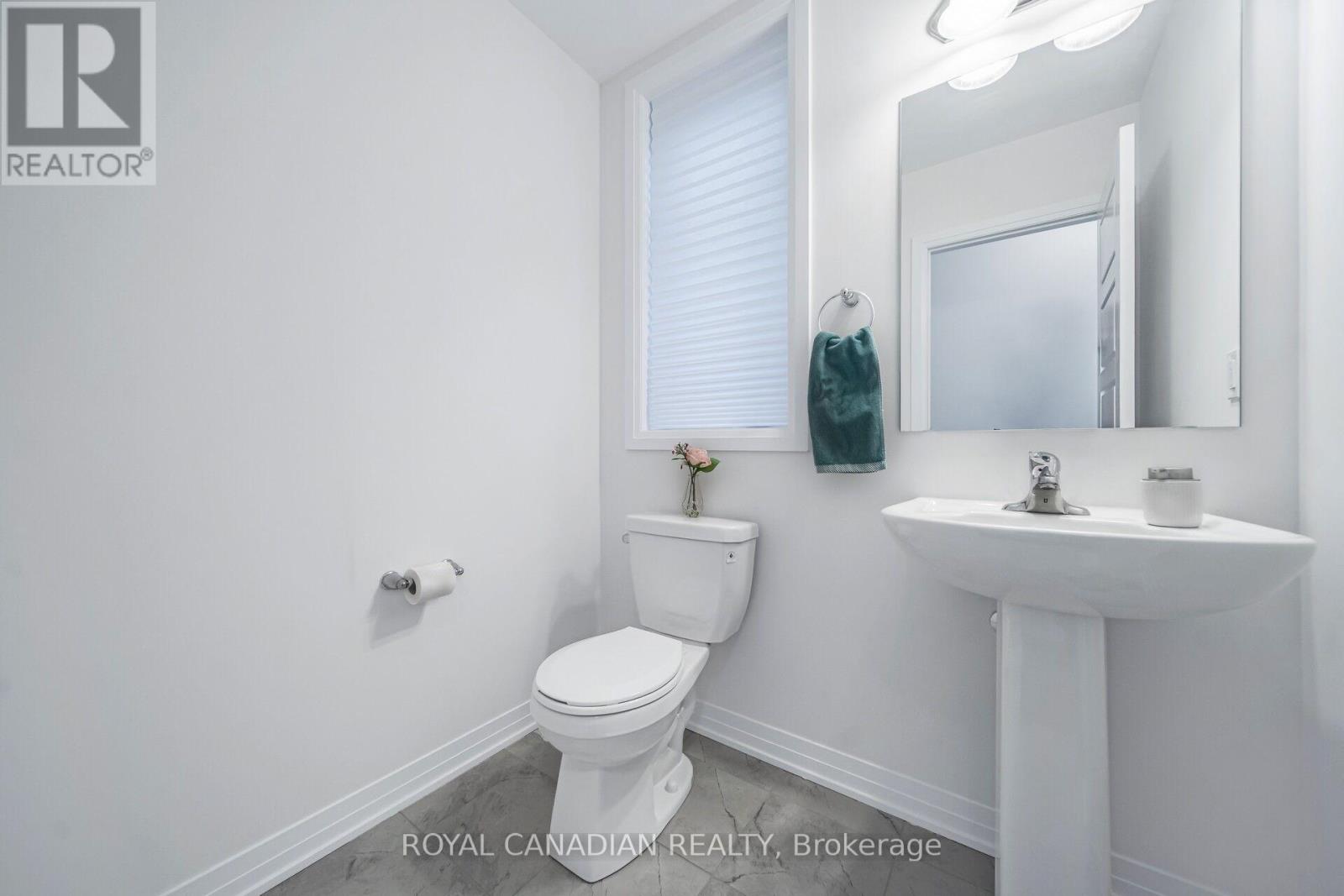 87 Soules Square Property Photo 27