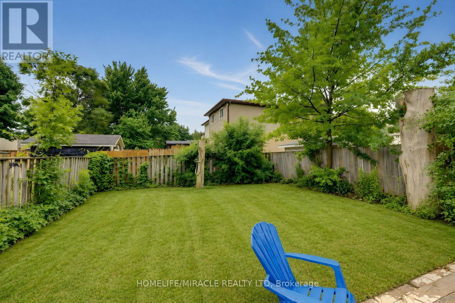 142 Cornerbrook Crescent Property Photo 15