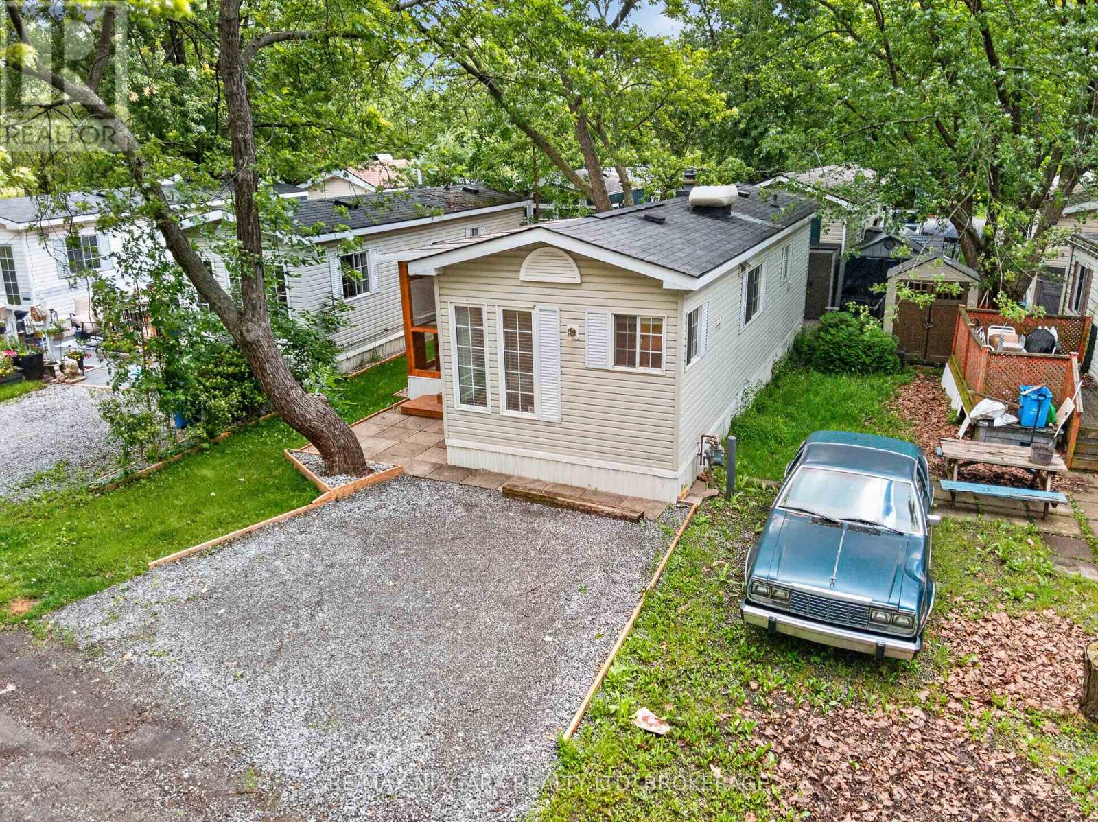 234 - 8845 Lundys Lane Property Photo 4