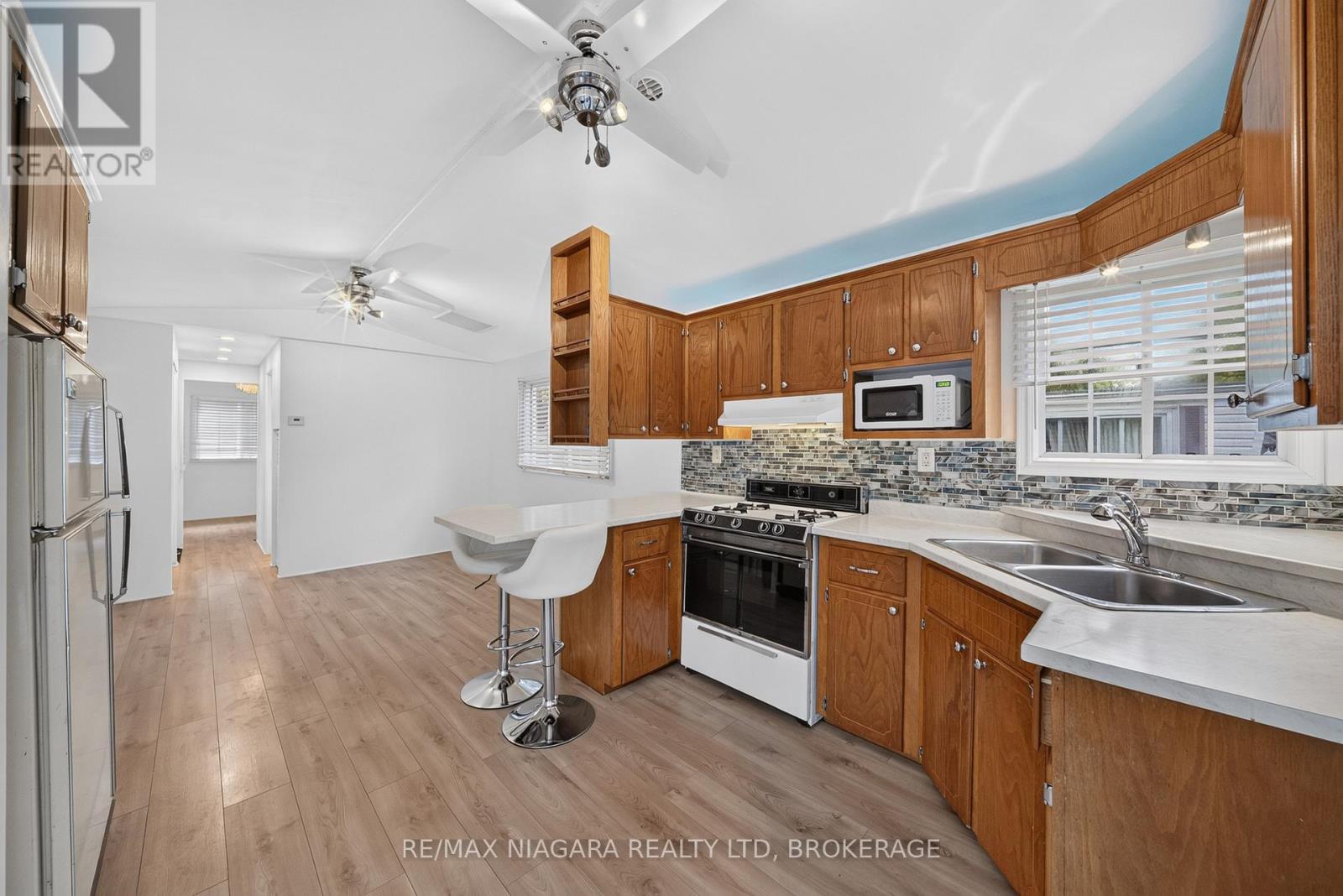 234 - 8845 Lundys Lane Property Photo 10