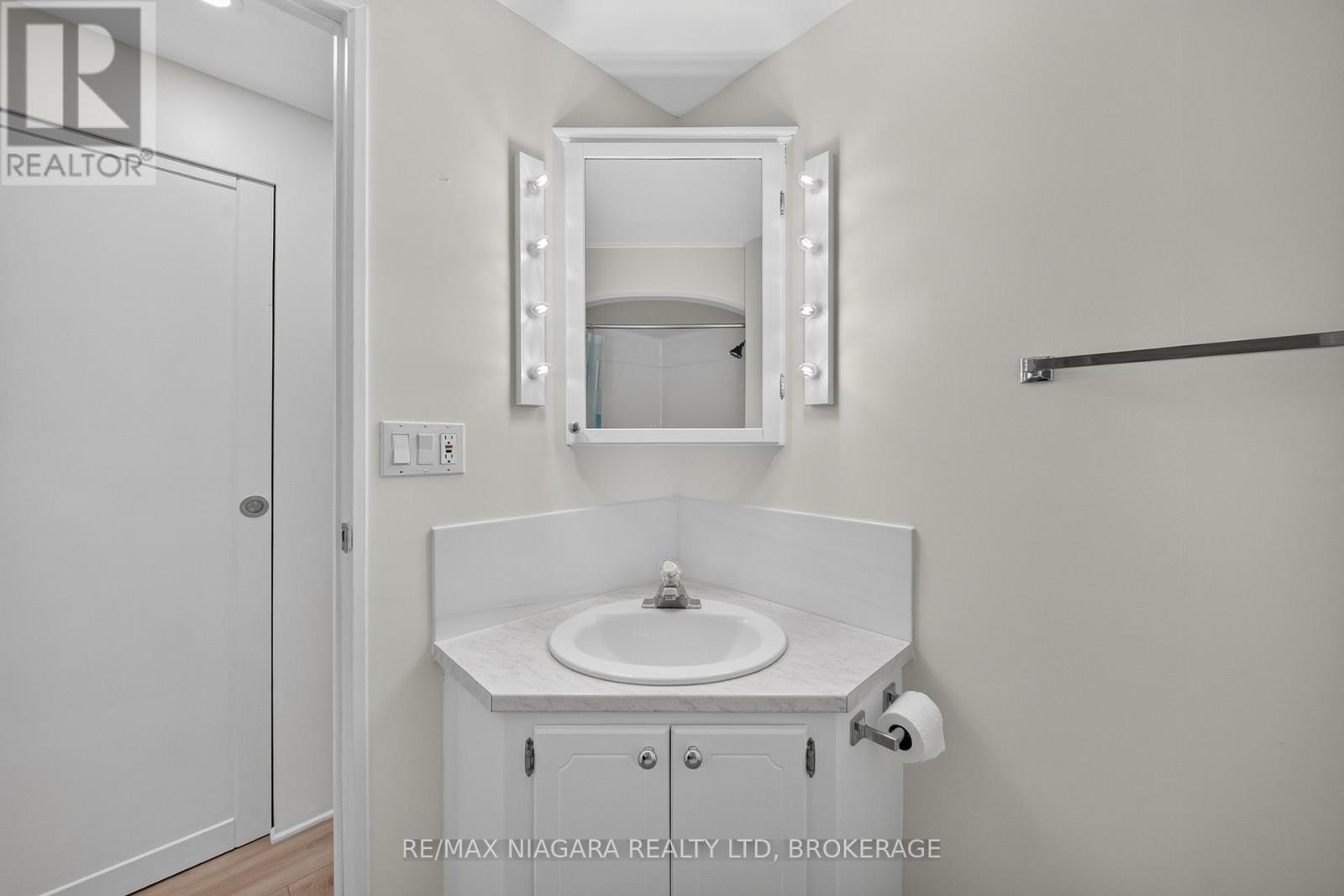 234 - 8845 Lundys Lane Property Photo 19