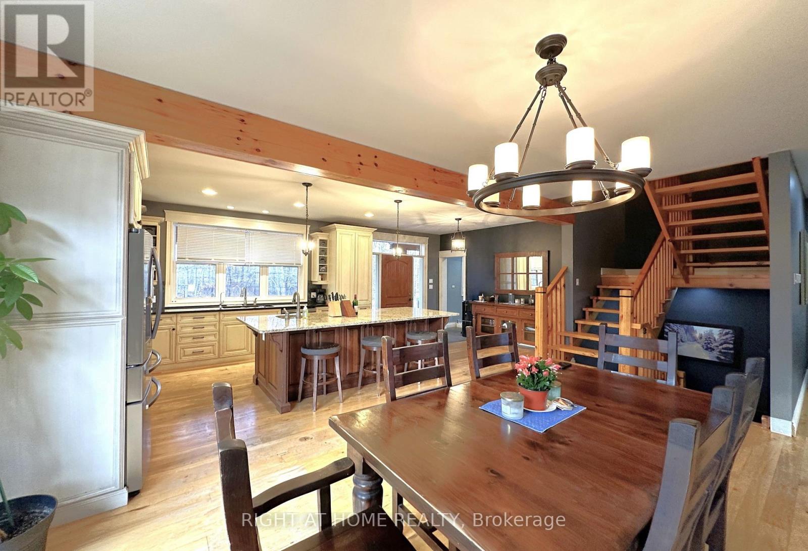 129 Blue Jay Crescent Property Photo 10