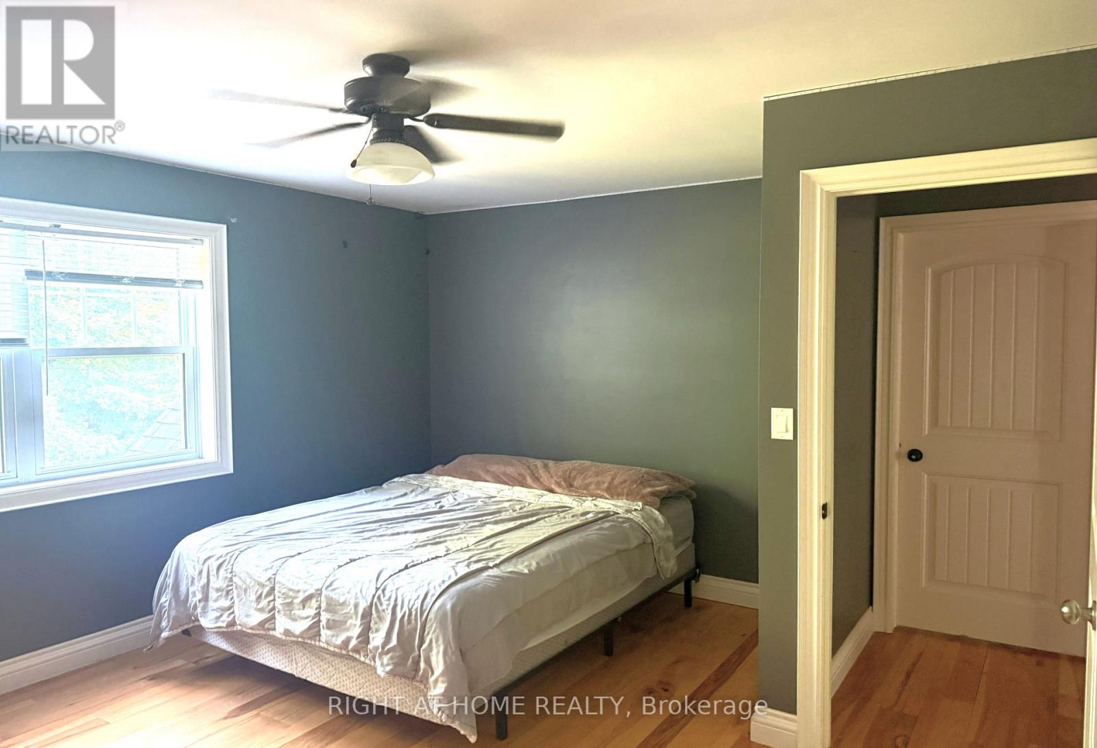 129 Blue Jay Crescent Property Photo 21