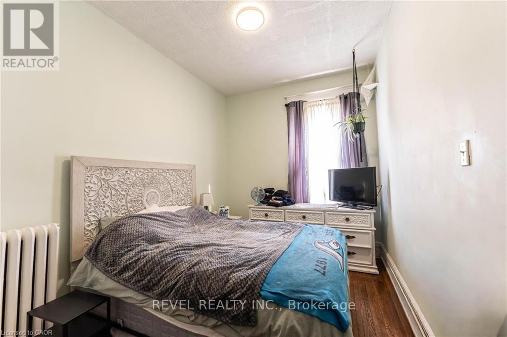 25 West Avenue S Property Photo 8