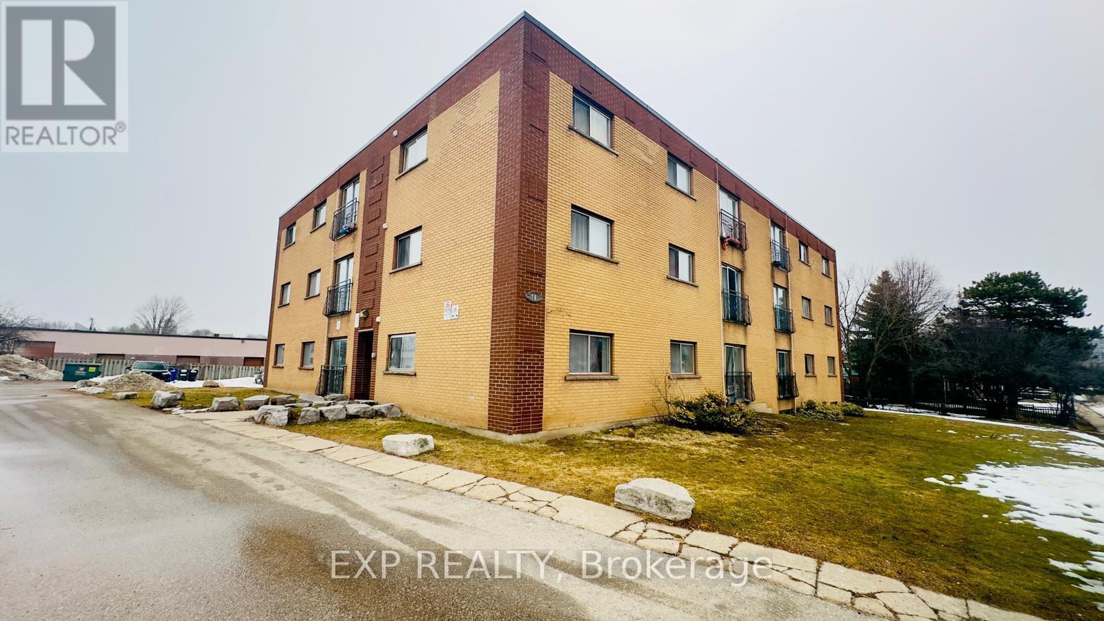 202 - 76 BRYBECK CRESCENT Property Photo 1