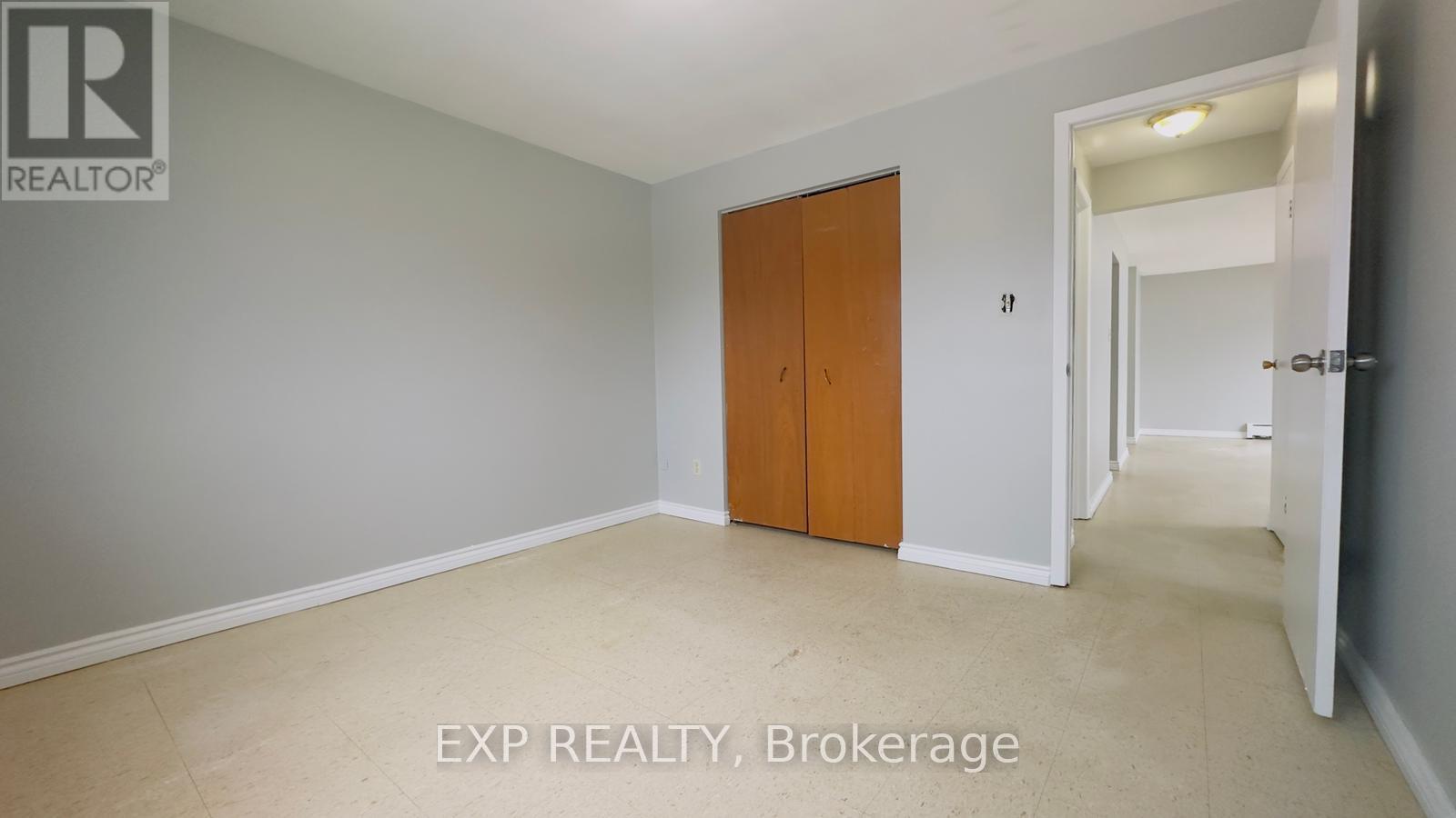 202 - 76 Brybeck Crescent Property Photo 12