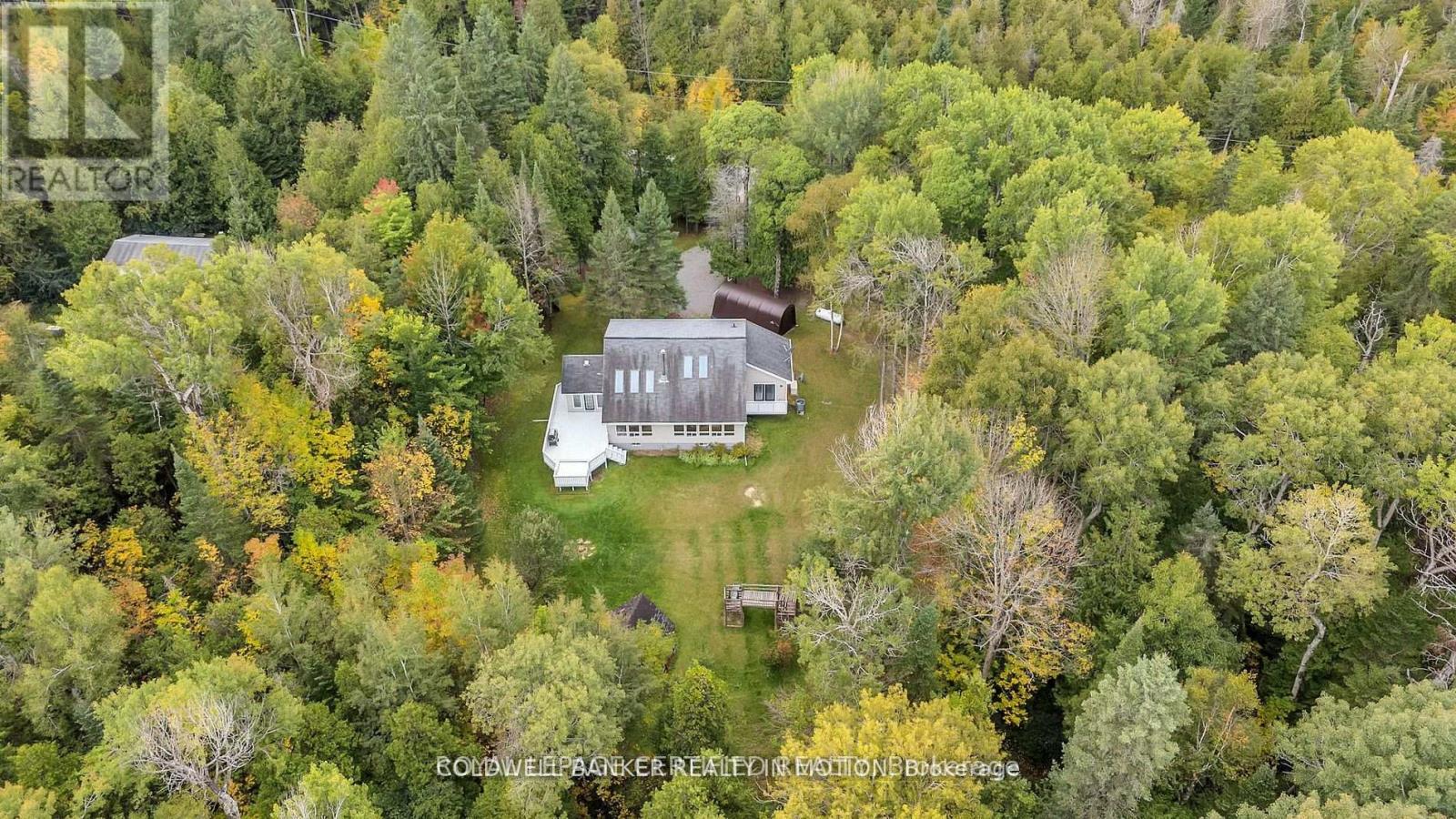 504 Birch Point Road Property Photo 2
