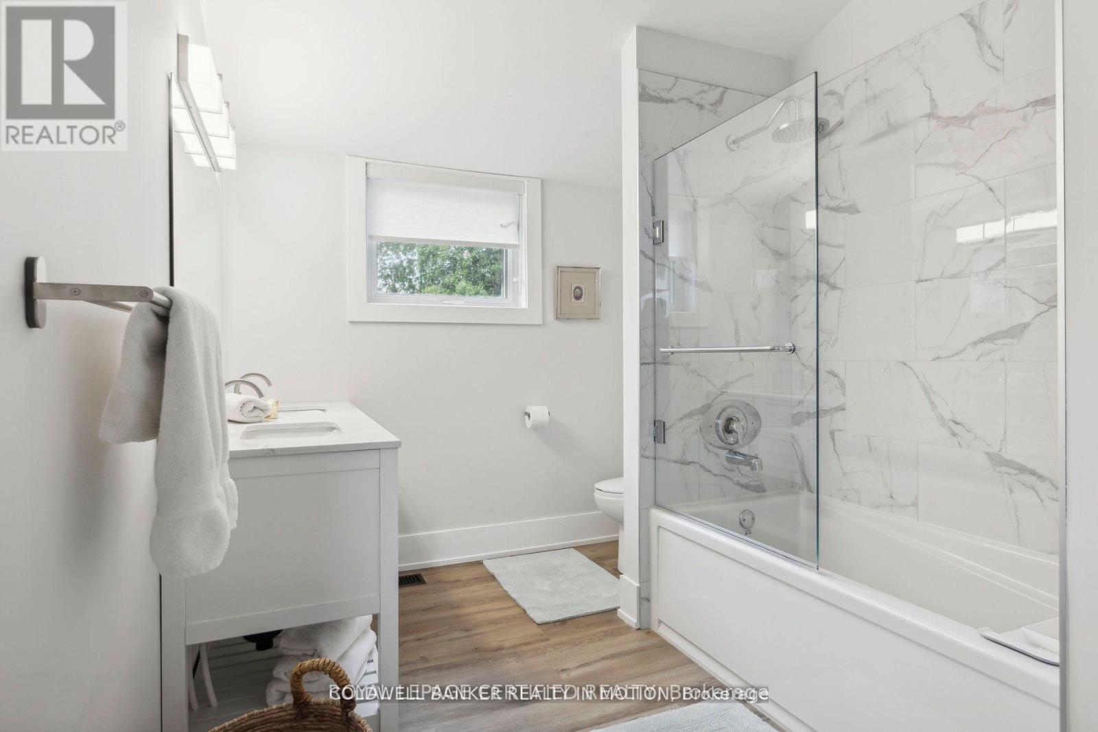 504 Birch Point Road Property Photo 15