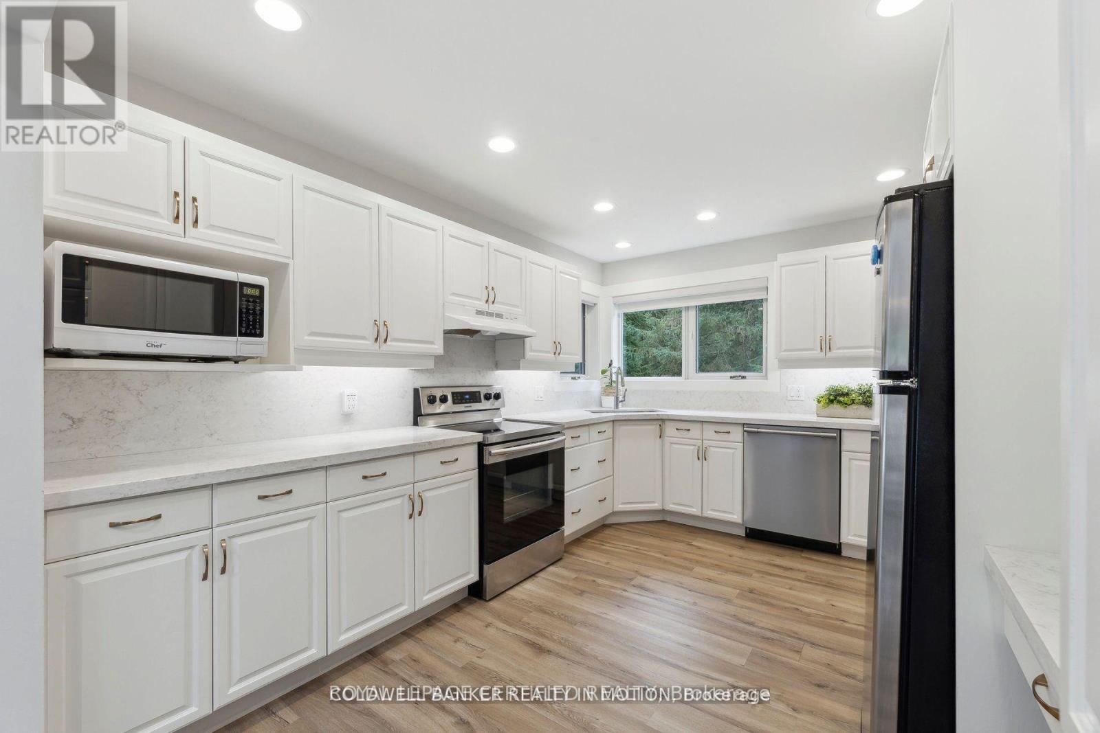 504 Birch Point Road Property Photo 26