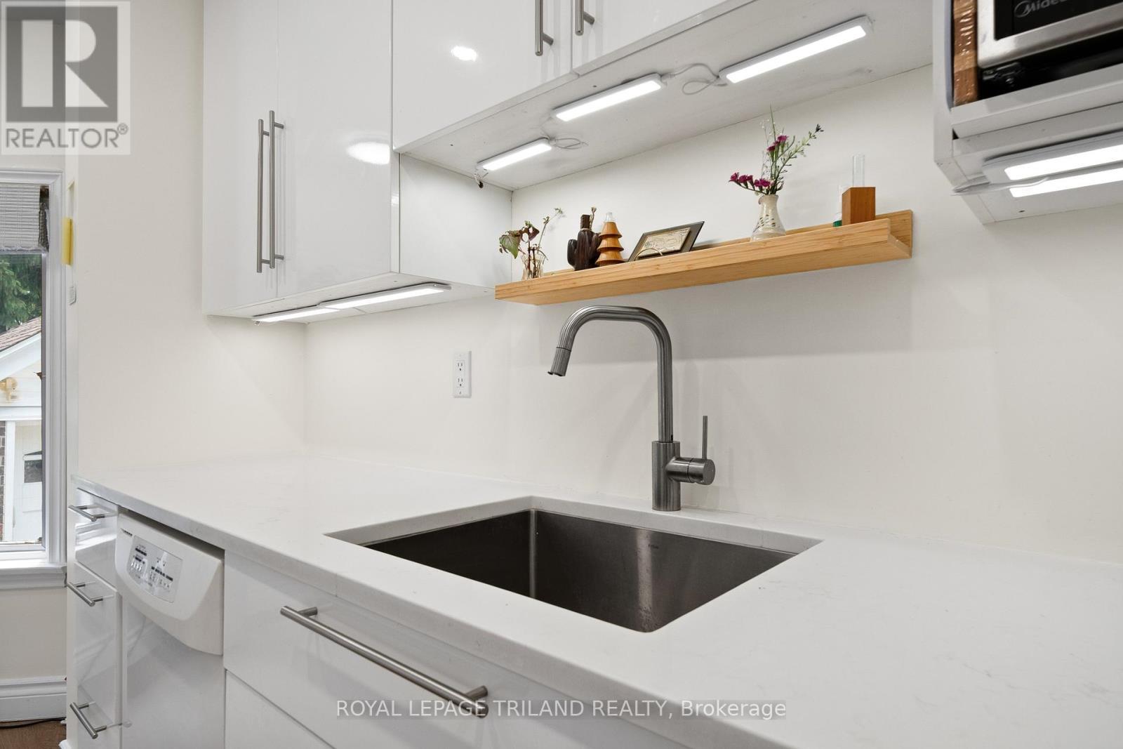 31 Chalmers Street Property Photo 11